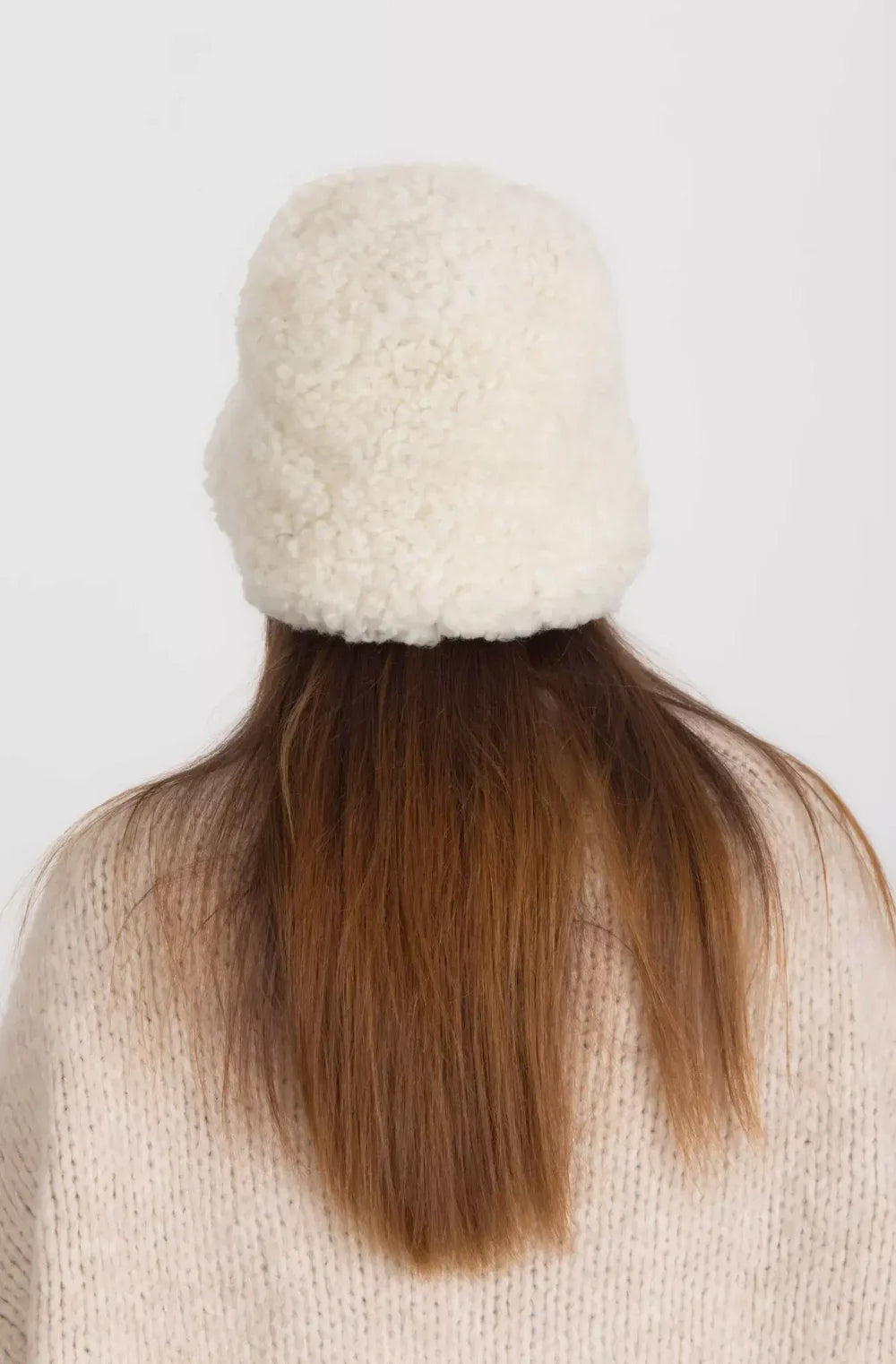 Real Sheepskin Shearling Winter Fur Bucket Hat for Women