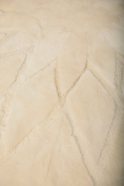 Round Sheepskin Rug "Astra" with Lining