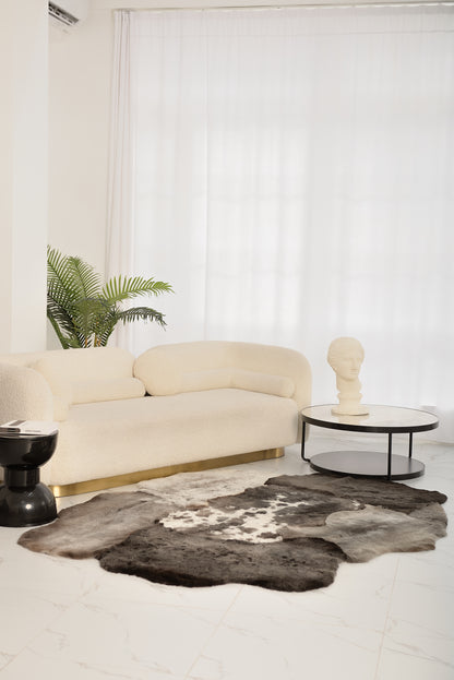 The Mossi rug in black and white 