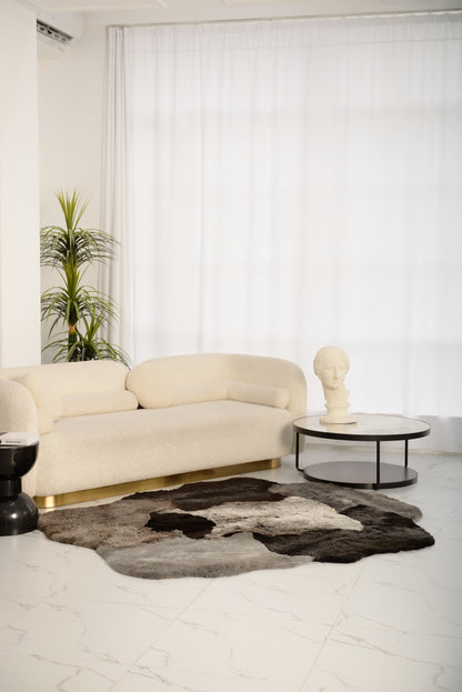 The Mossi dark gray trimmed rug 