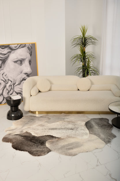 The Mossi rug in light gray