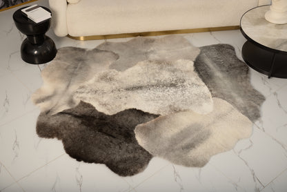 The Mossi rug in light gray