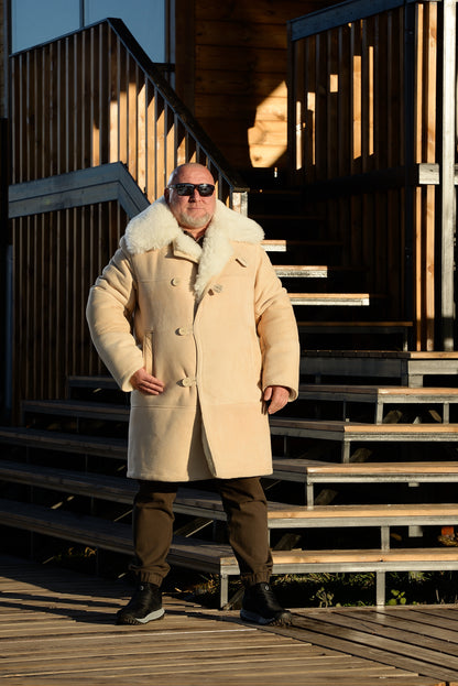 Men’s Long Traditional Sheepskin Trench Coat with Wide Fur Collar – White
