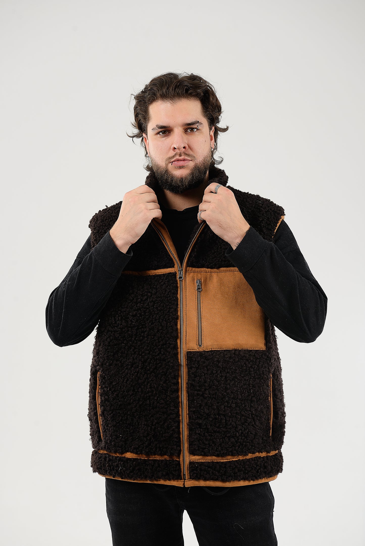 Sheepskin Vest, Collar-Exposed Wool Seams, Lightweight And Warm Sleeveless Jacket,Sustainable Clothing,Zipper Closure And Pockets