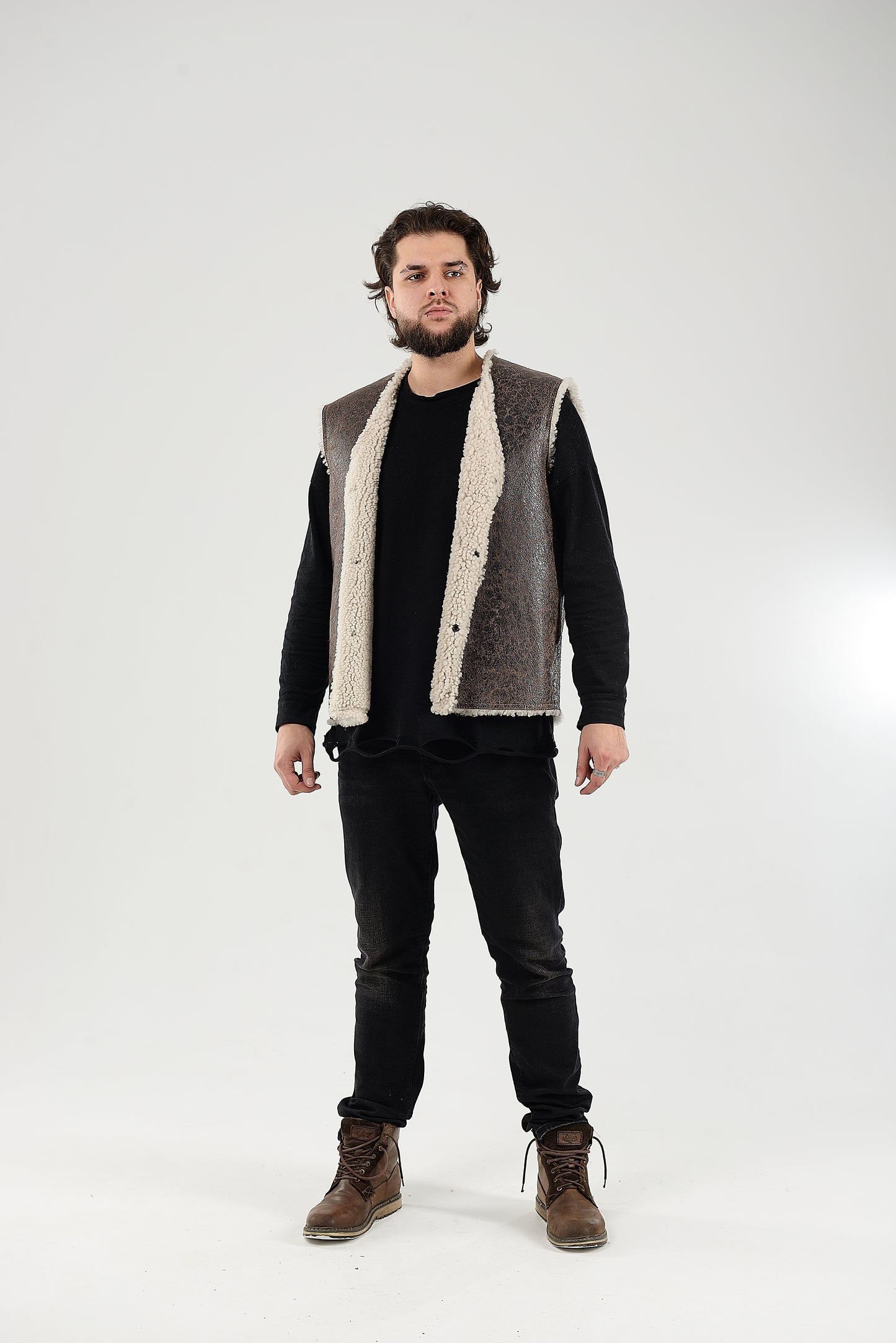 Cowboy Men's Gray Thin Sheepskin Vest with Fur Lining and Front Button Closure