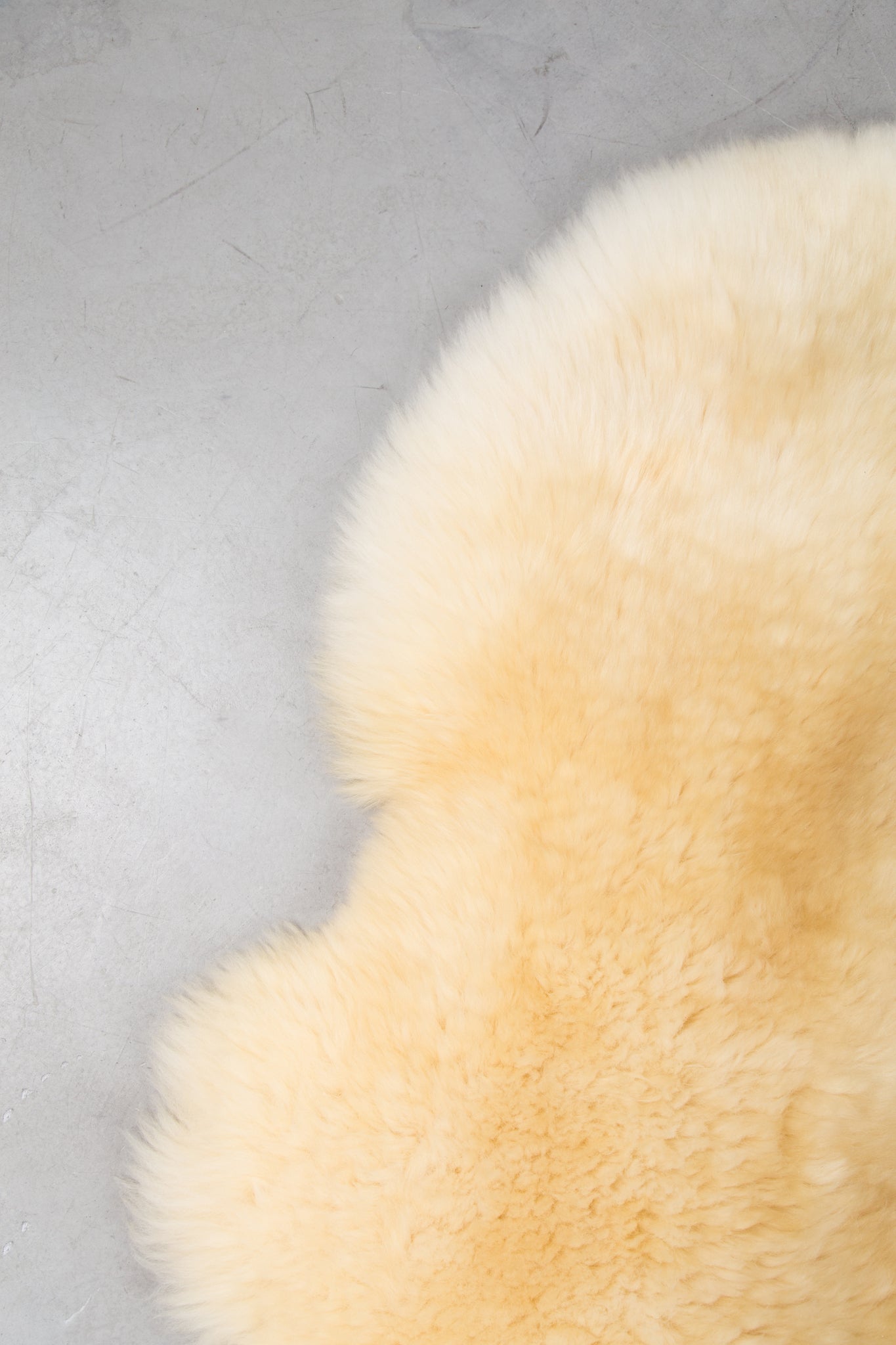 Long-Haired Sheepskin Rugs for Home Décor