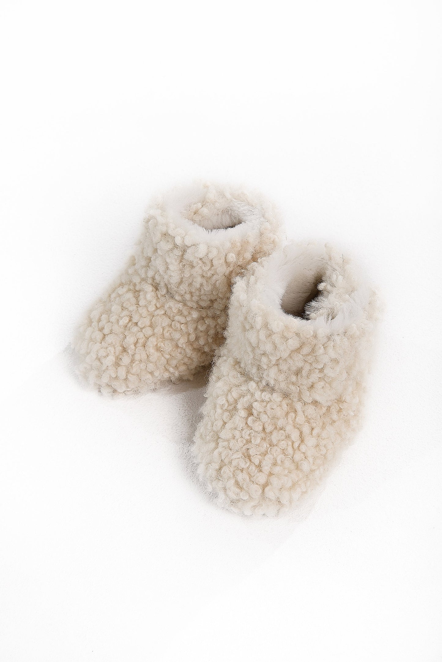 Real Sheepskin Baby Boots 0-18 months Unisex-Child Baby Winter Shoes in White Color