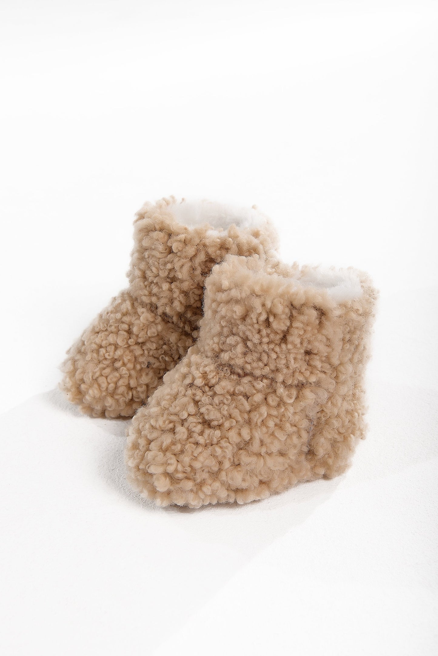 Real Sheepskin Baby Boots 0-18 months Unisex-Child Baby Winter Shoes in Beige Color