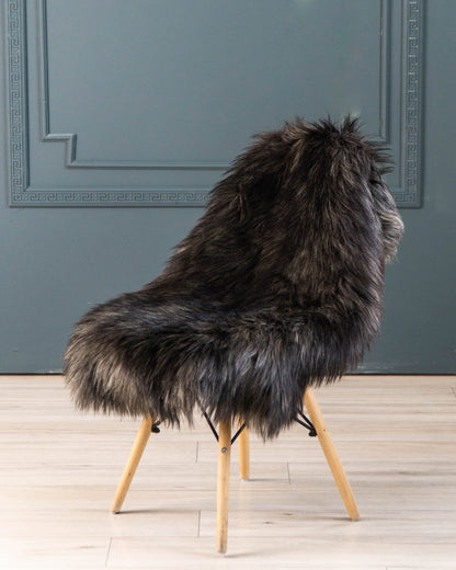 Natural Sheepskin Rug, Shaggy Chair Throw, Home Area Rug , Natural Soft Sheepskin Floor Covering , Cozy and Soft