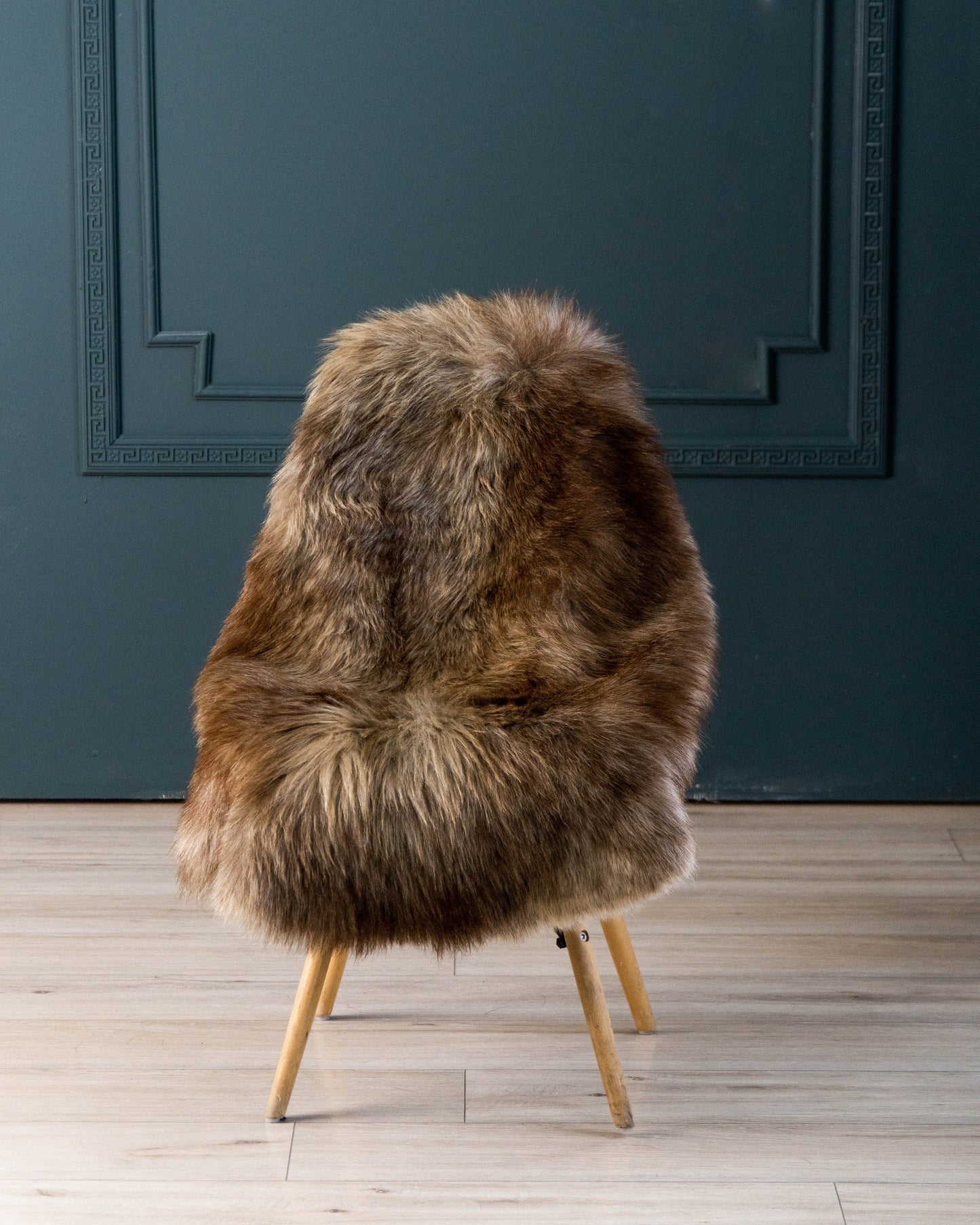 Natural Sheepskin Rug, Shaggy Chair Throw, Home Area Rug , Natural Soft Sheepskin Floor Covering , Cozy and Soft