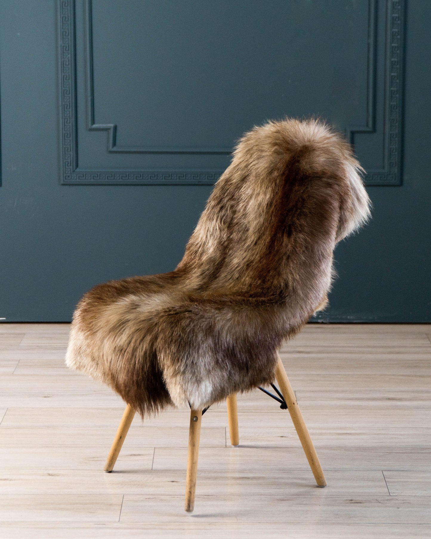 Natural Sheepskin Rug, Shaggy Chair Throw, Home Area Rug , Natural Soft Sheepskin Floor Covering , Cozy and Soft