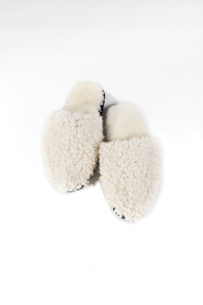 Unisex Women's Real Sheepskin Slippers in White Color with Fur Lining