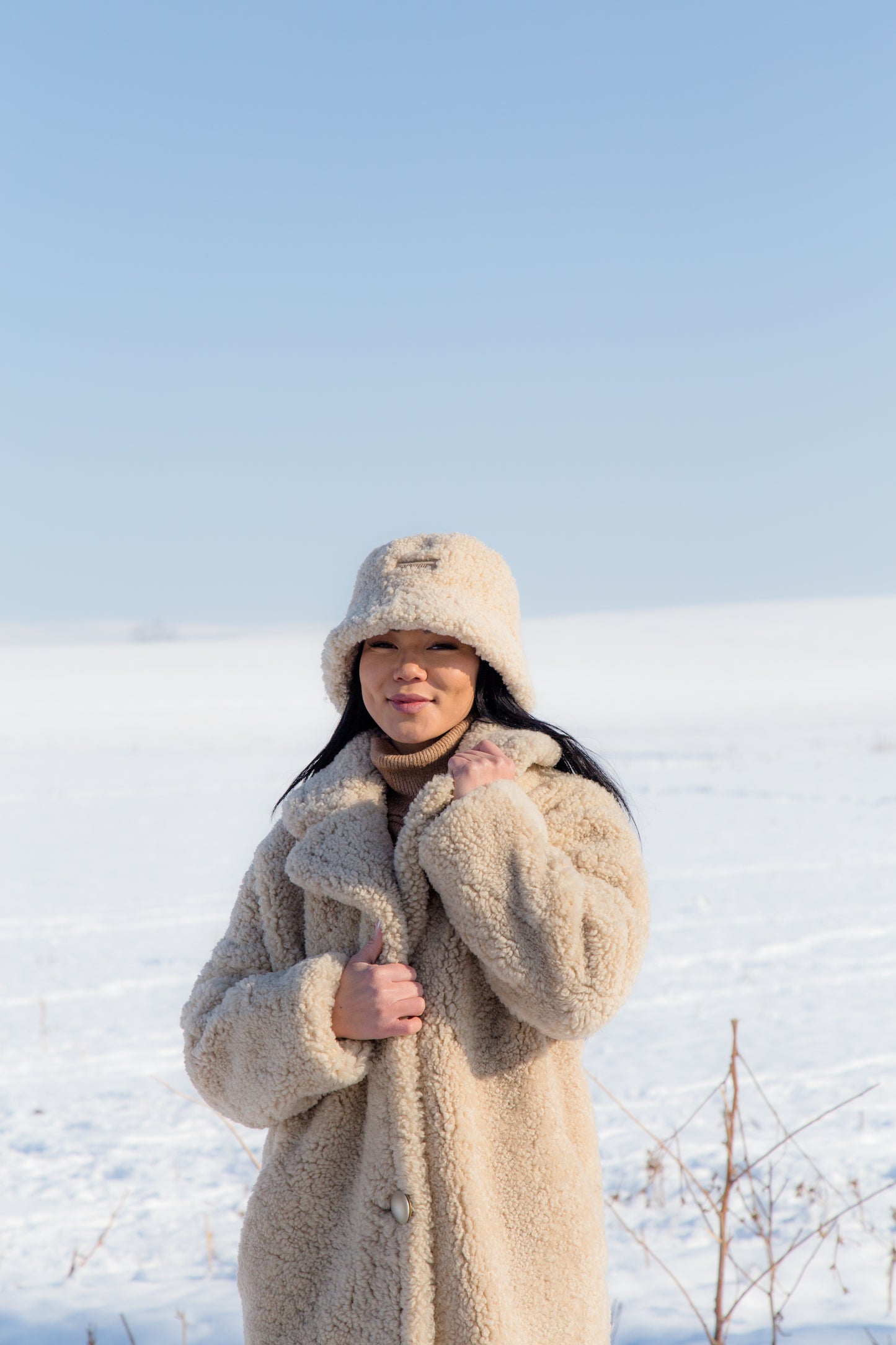 Real Sheepskin Shearling Winter Fur Bucket Hat for Women