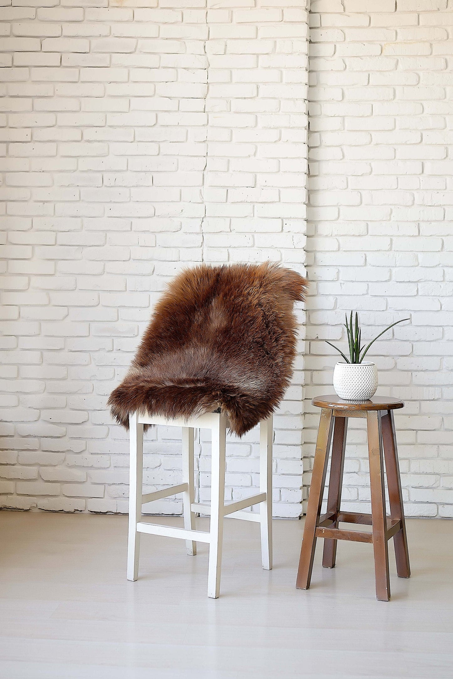 Natural Sheepskin Rug, Shaggy Chair Throw, Home Area Rug , Natural Soft Sheepskin Floor Covering , Cozy and Soft