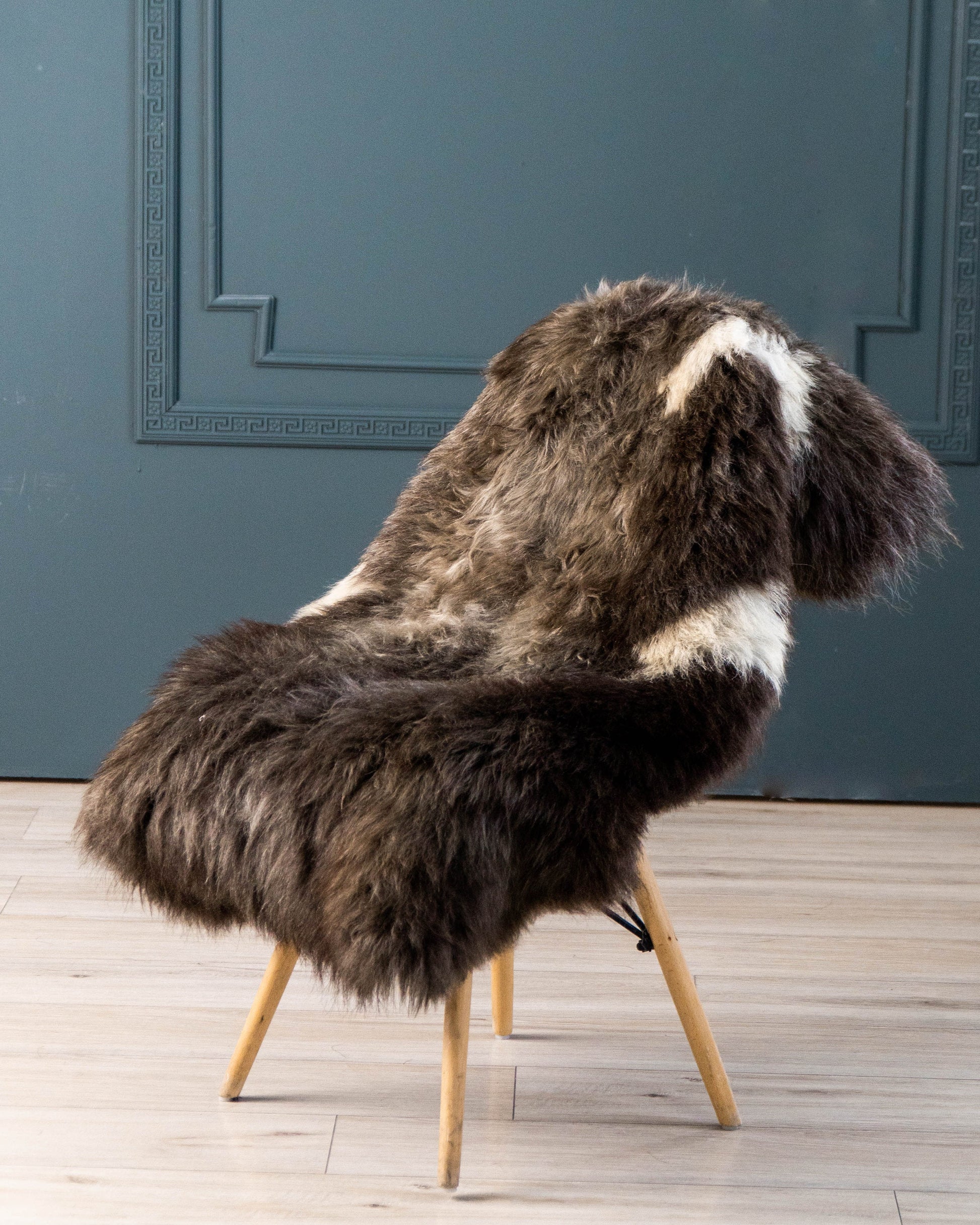 Natural Sheepskin Rug, Shaggy Chair Throw, Home Area Rug , Natural Soft Sheepskin Floor Covering , Cozy and Soft