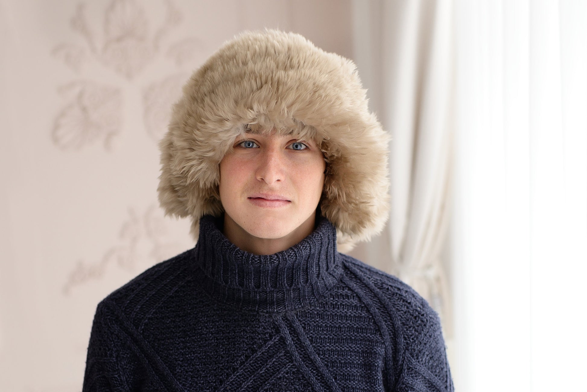 Real Sheepskin Shearling Winter Fur Malachai Leather Unisex Hat with Tail
